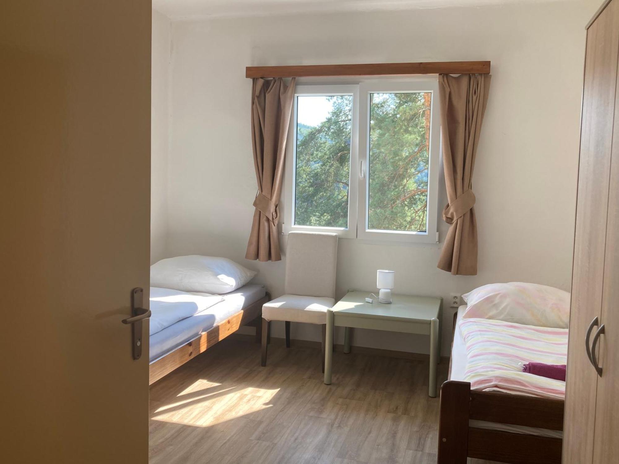 Penzion Cholin Novy Knin Exterior foto